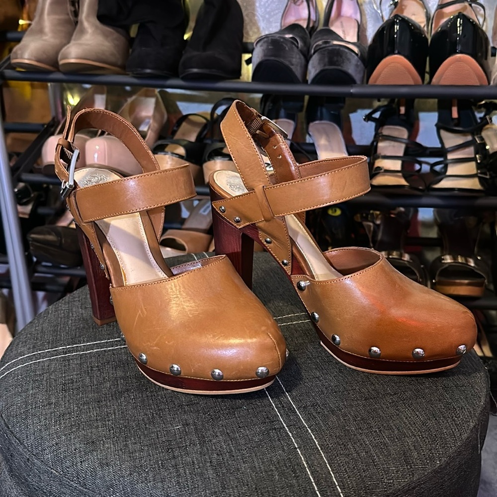 Vince Camuto light brown studded faux wood leather heels